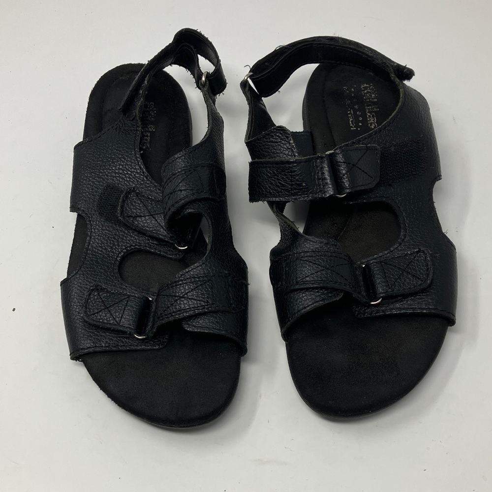 Cobbie Cuddlers Beatrice Black leather Sandals Size 7 W  52070